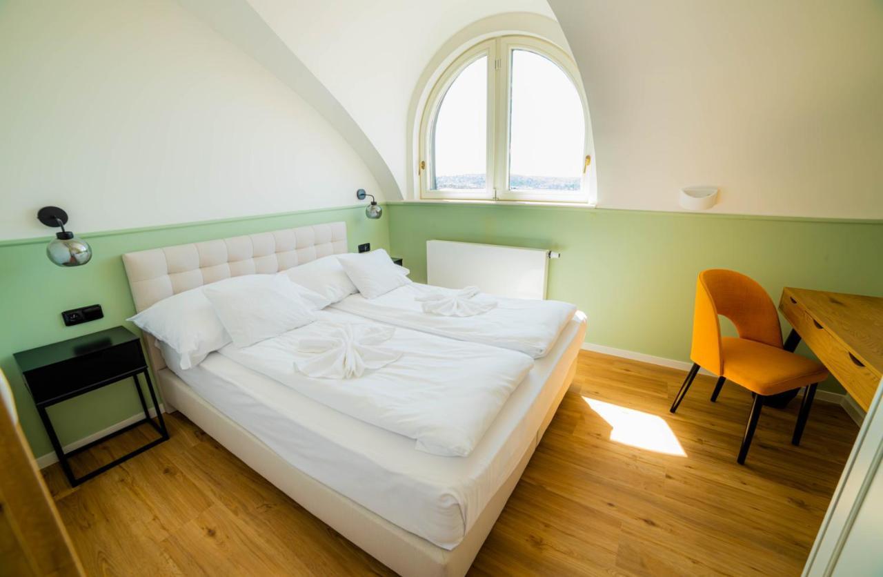 Luma Terra Prague Hostel Екстериор снимка